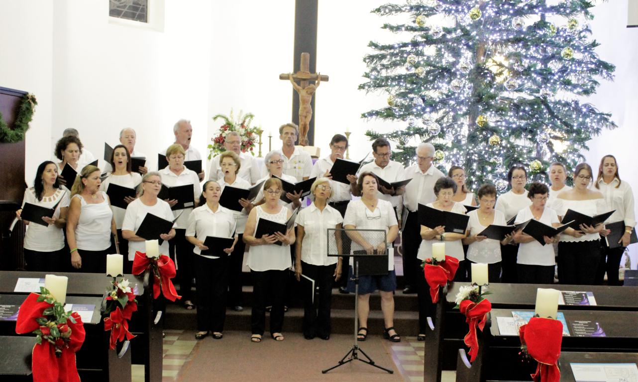 Coral da Catedral na Igreja da Paz