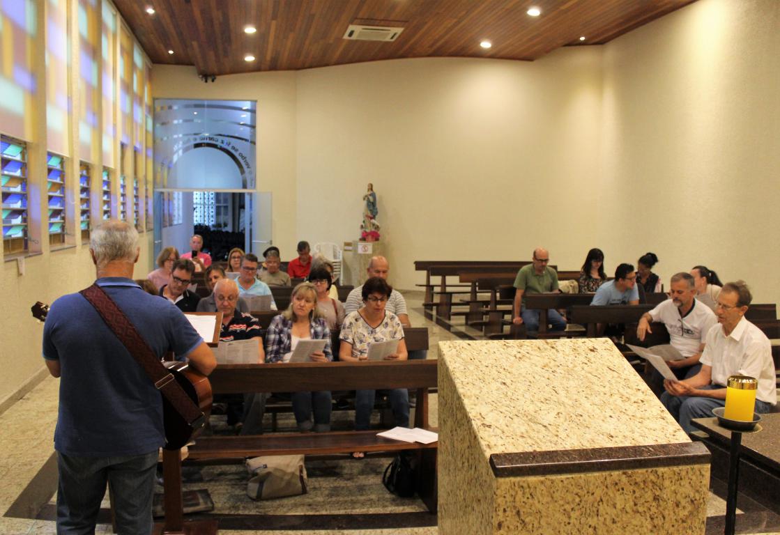 Pastoral da Música Litúrgica - Ensaio de Músicas para Quaresma