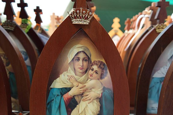 Santo Terço em honra a Mãe Peregrina de Schoenstatt